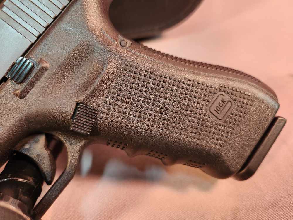 *POLICE TRADE IN* GLOCK 17 GEN4 9MM USED! PENNY AUCTION!-img-1