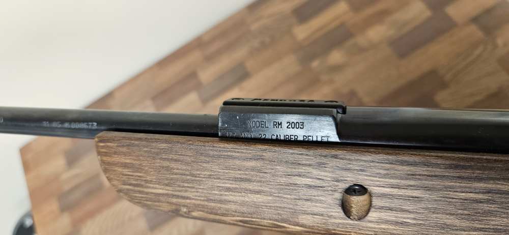 Mendoza Air Rifle RM 2003 with scope-img-2