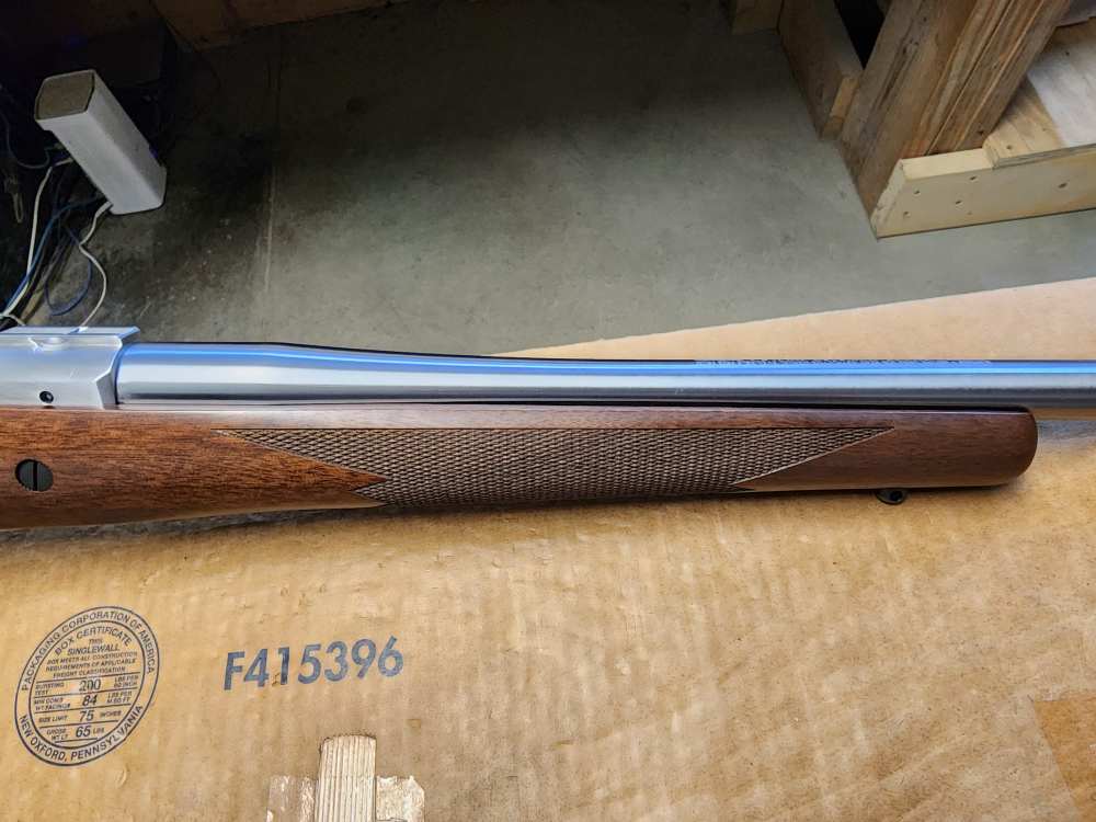 PICS! NEW RUGER HAWKEYE HUNTER 243 WINCHESTER 16 SS THREADED STAINLESS M 77-img-8