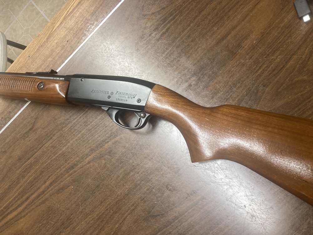 Remington model 572 Fieldmaster Pump .22 Short, Long, & Long Rifle-img-0