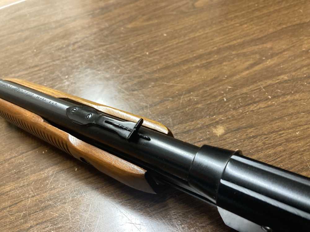 Remington model 572 Fieldmaster Pump .22 Short, Long, & Long Rifle-img-29