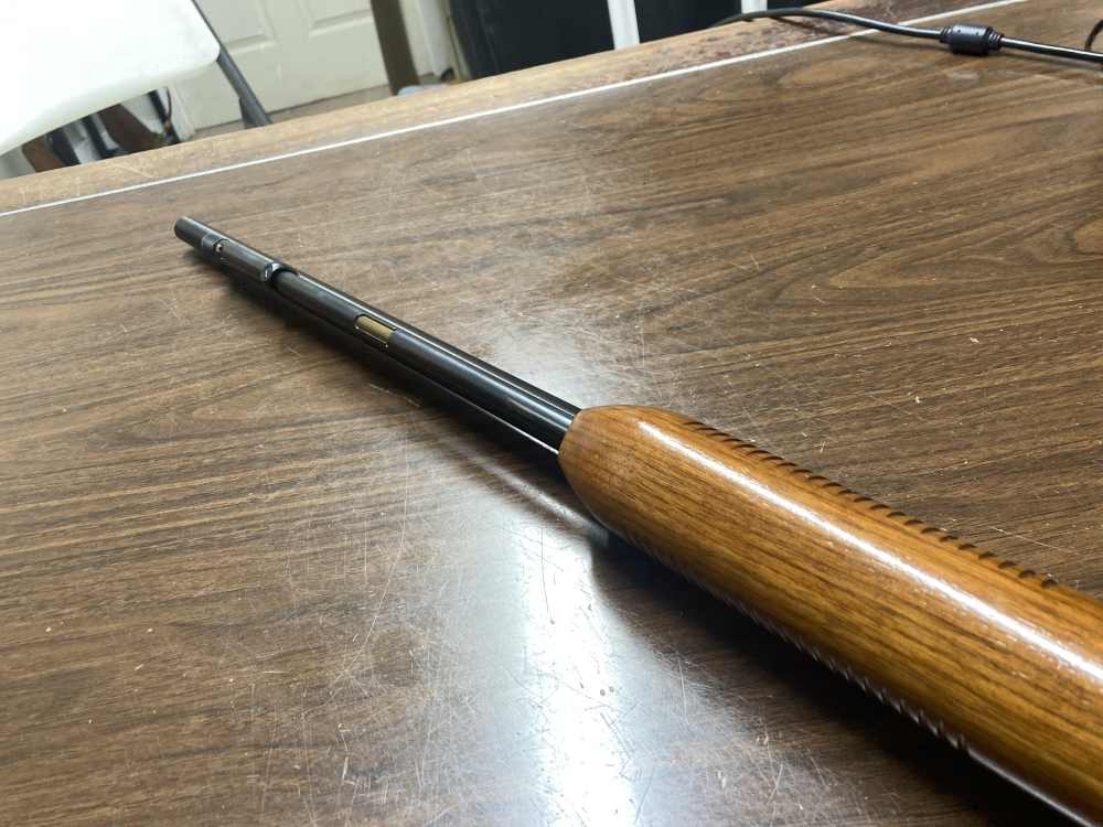 Remington model 572 Fieldmaster Pump .22 Short, Long, & Long Rifle-img-26