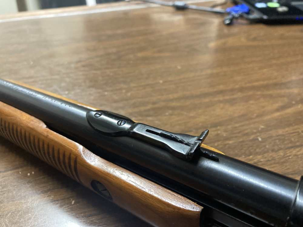 Remington model 572 Fieldmaster Pump .22 Short, Long, & Long Rifle-img-30