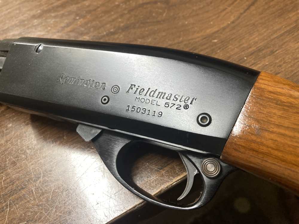 Remington model 572 Fieldmaster Pump .22 Short, Long, & Long Rifle-img-18