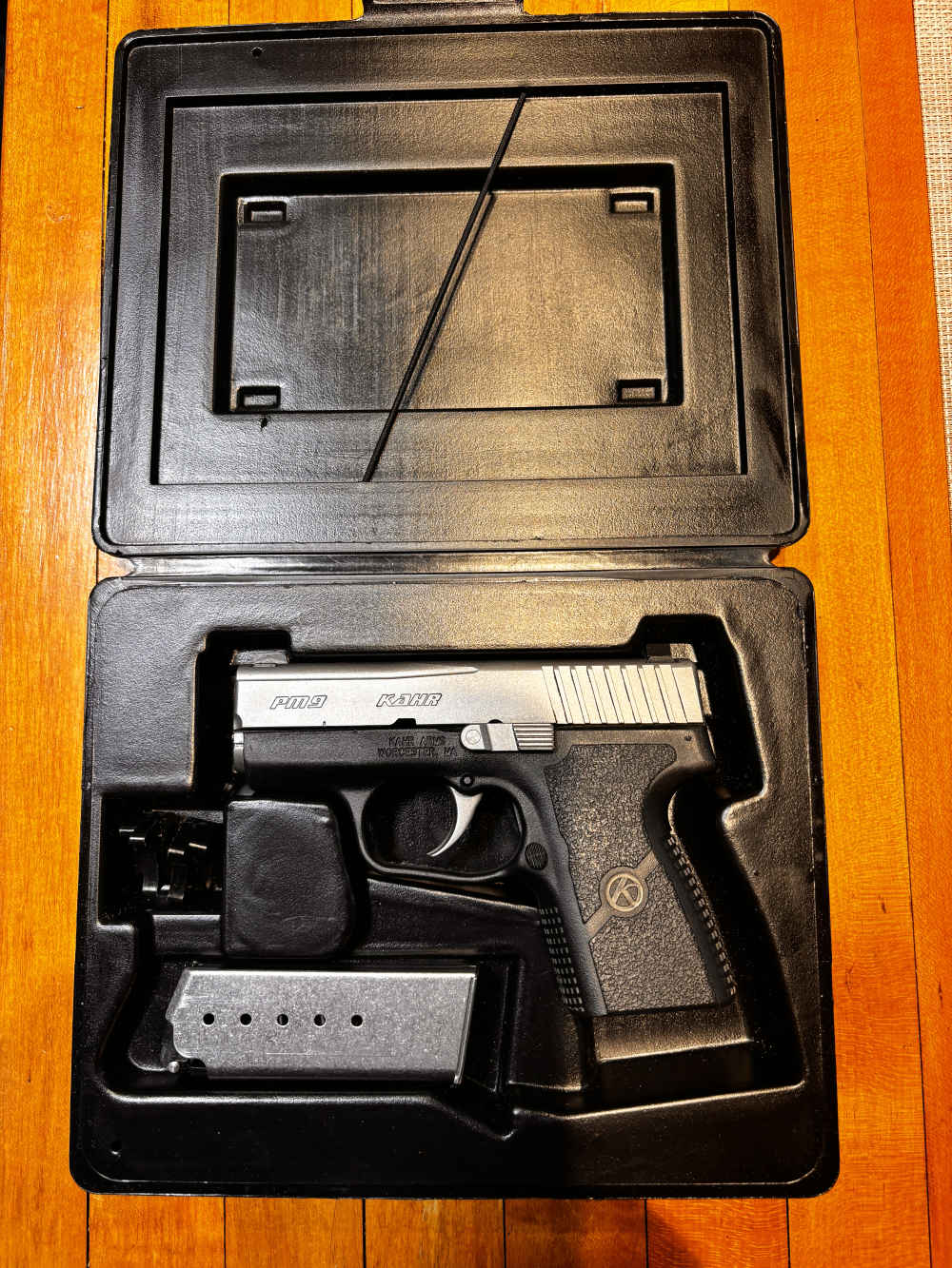 Kahr PM9-img-0
