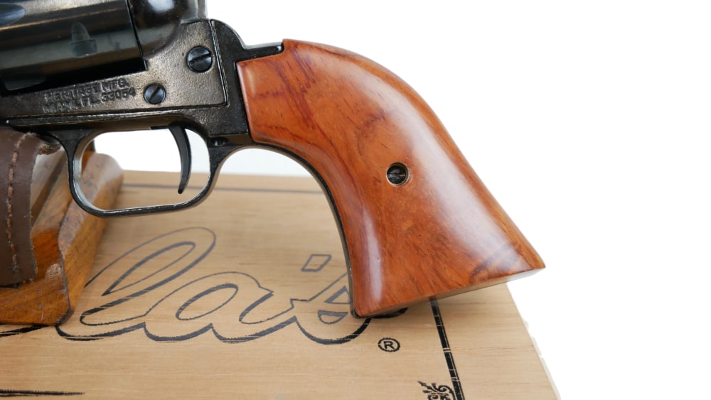USED Heritage Rough Rider .22LR Great Condition w/ Cabela's Box & Cylinder-img-6