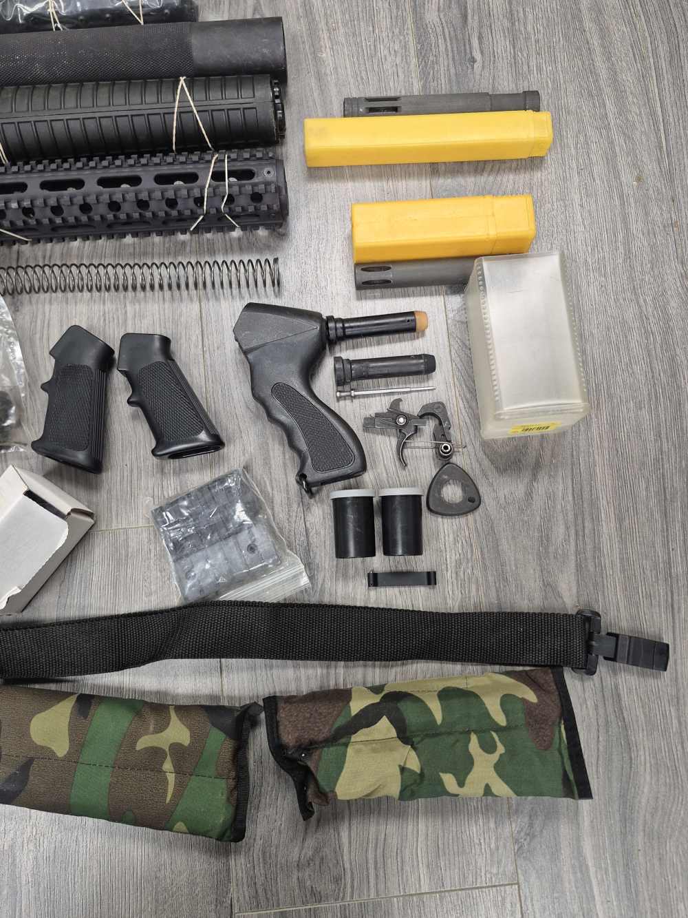 PENNY! LARGE LOT OF AR15 M16 PARTS RAILS FLASH HIDERS, SLING, SMALL PARTS -img-1