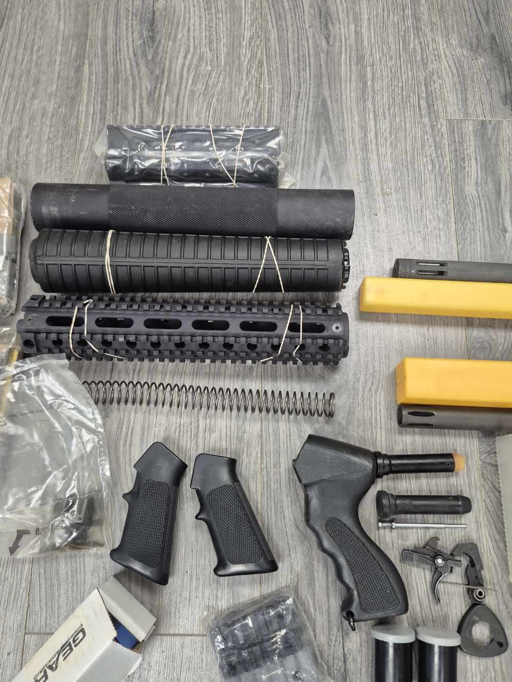 PENNY! LARGE LOT OF AR15 M16 PARTS RAILS FLASH HIDERS, SLING, SMALL PARTS -img-5
