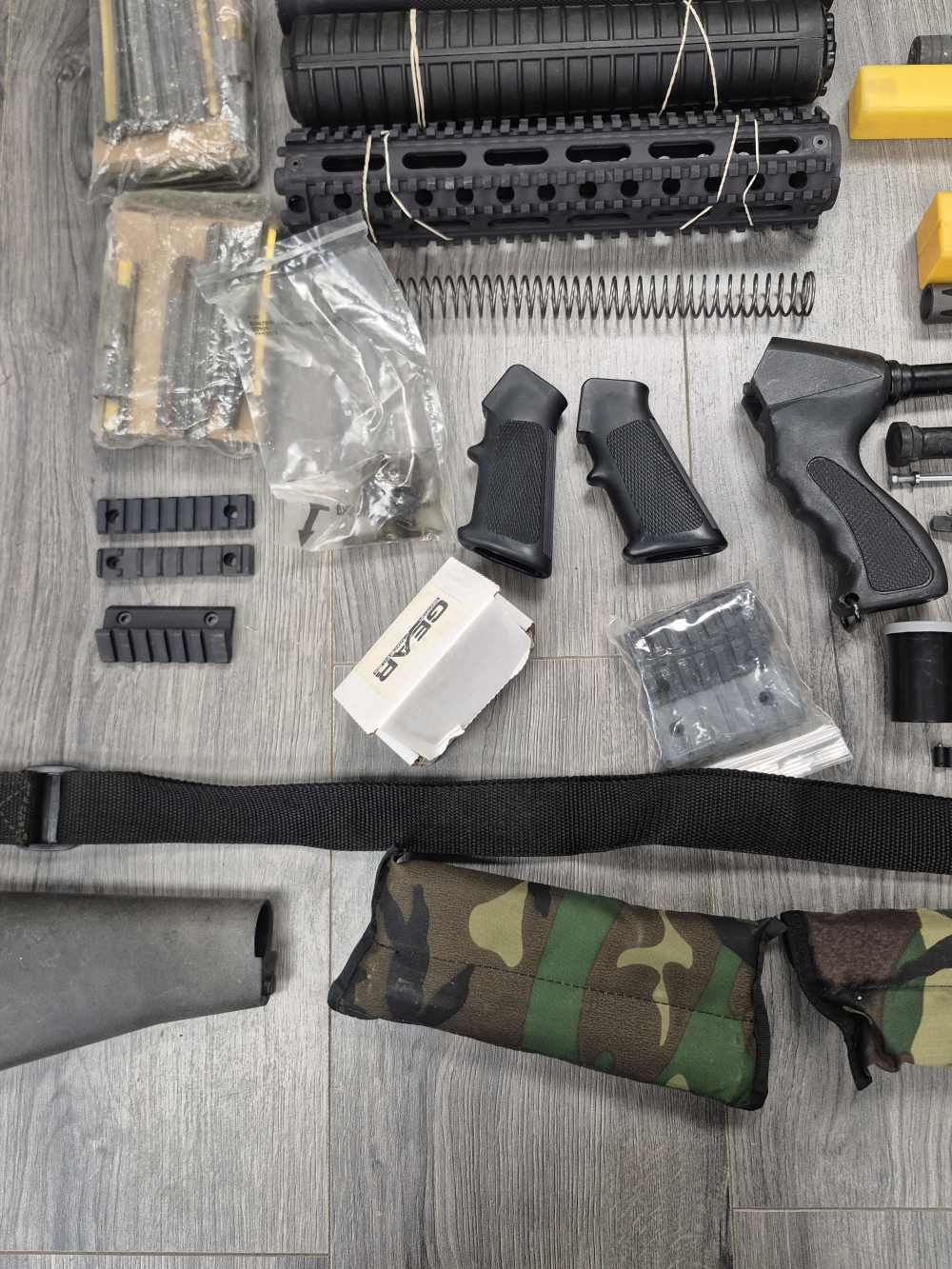 PENNY! LARGE LOT OF AR15 M16 PARTS RAILS FLASH HIDERS, SLING, SMALL PARTS -img-2