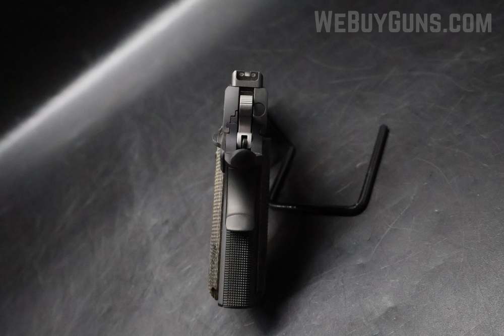 Sig Sauer 1911 Ultra Compact Semi-Automatic Pistol .45 ACP-img-12
