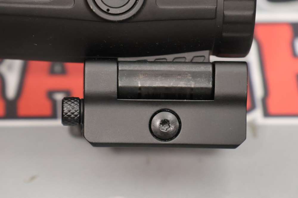 One (1) HOLOSUN HM3X 3x Magnifier w/ QD Rail Mount-img-5