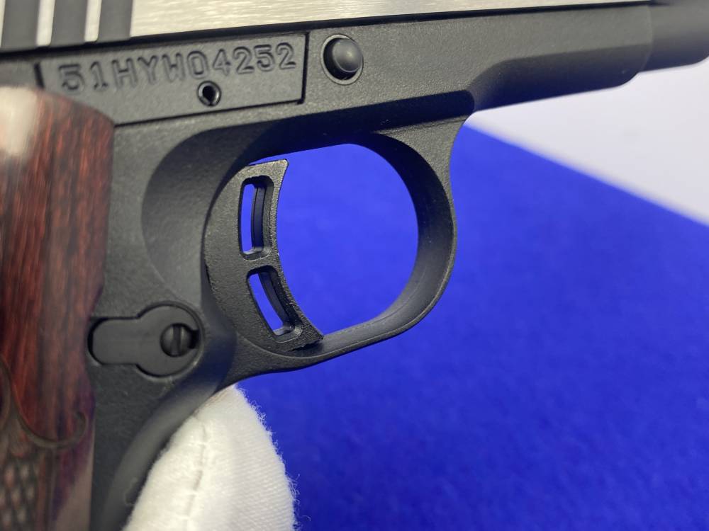 Browning 1911-380 Black Label Medallion .380 ACP *ENGRAVED ROSEWOOD GRIPS*-img-18