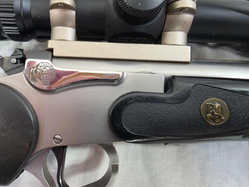 GARY REEDER THOMPSON CENTER .257 RAPTOR w/BURRIS SCOPE and 336 ROUNDS-img-7