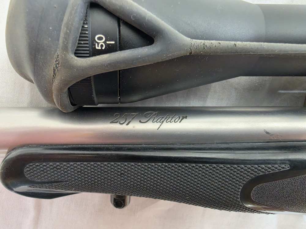 GARY REEDER THOMPSON CENTER .257 RAPTOR w/BURRIS SCOPE and 336 ROUNDS-img-2