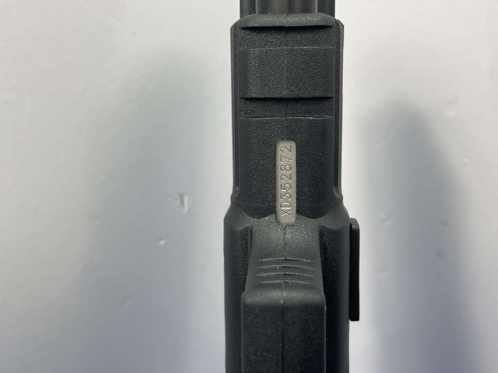 Springfield Armory XD-40 .40 S&W 4" Black *GREAT SEMI-AUTOMATIC PISTOL*-img-31