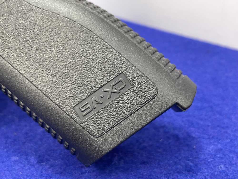Springfield Armory XD-40 .40 S&W 4" Black *GREAT SEMI-AUTOMATIC PISTOL*-img-4