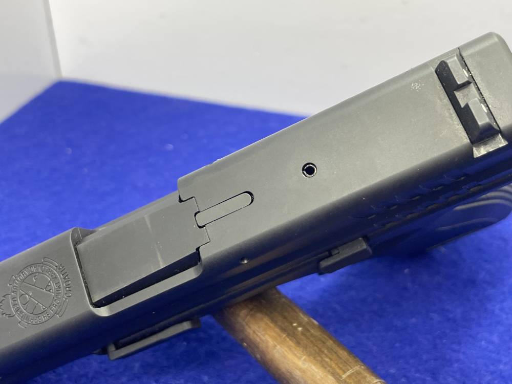 Springfield Armory XD-40 .40 S&W 4" Black *GREAT SEMI-AUTOMATIC PISTOL*-img-26