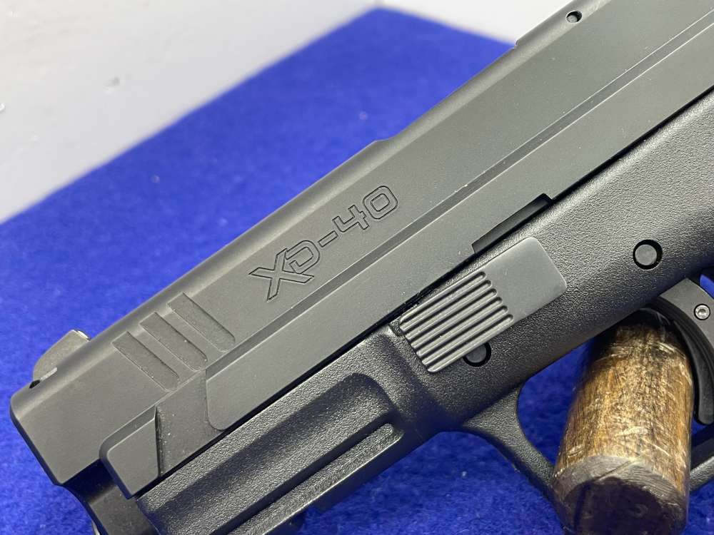 Springfield Armory XD-40 .40 S&W 4" Black *GREAT SEMI-AUTOMATIC PISTOL*-img-9