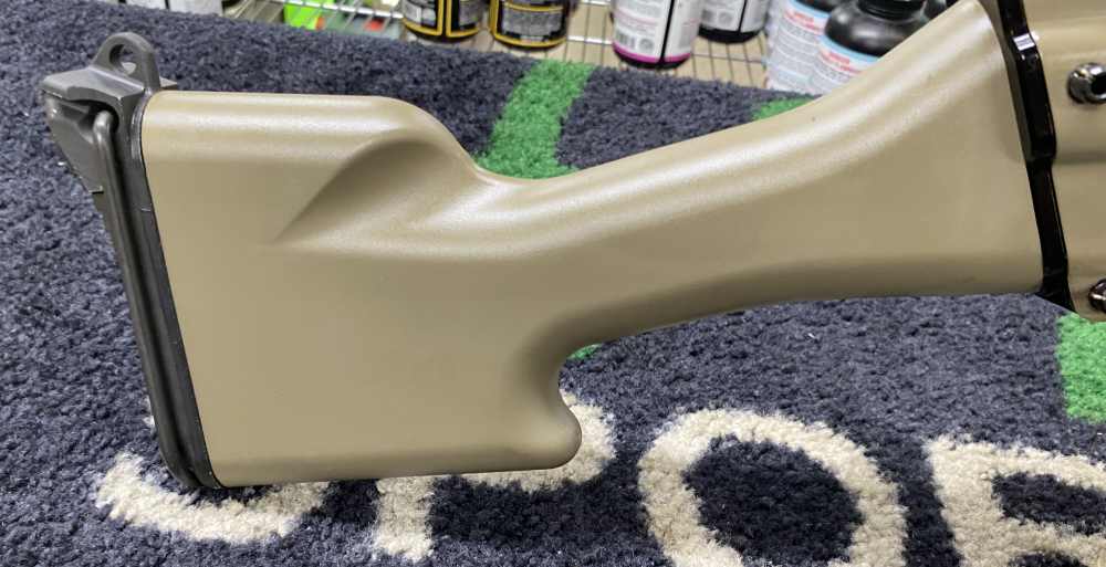 USED LIKE NEW FN M249S FDE in 5.56mm with 18.5" Brl and 1-200 Rnd Magazine!-img-4