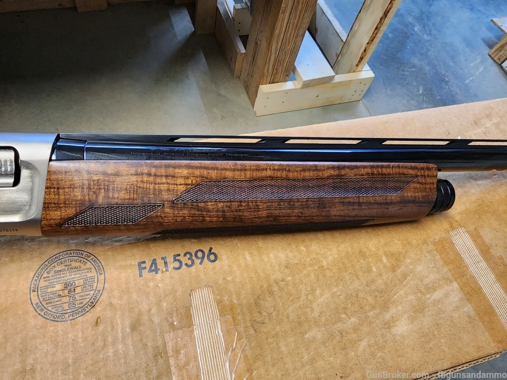 PICS! NEW BROWNING A5 ULTIMATE 12 GA 26" WALNUT ENGRAVED FIBER OPTIC 26 3"-img-10