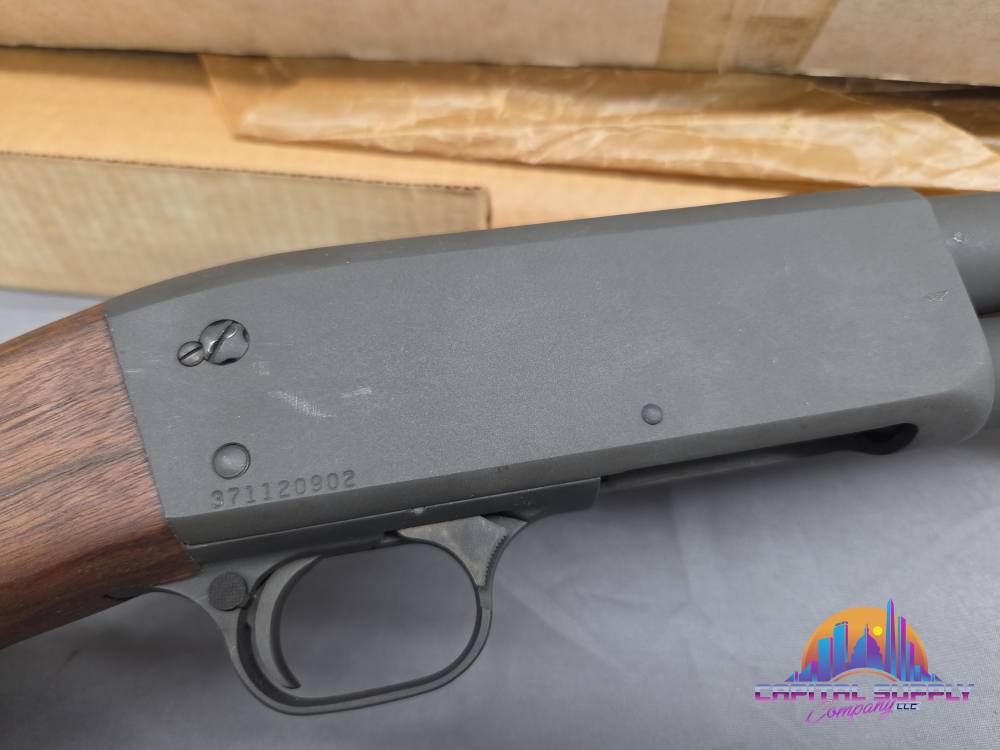 Ithaca 37 Featherlite shotgun 12 gauge 20" parkerized with box-img-3