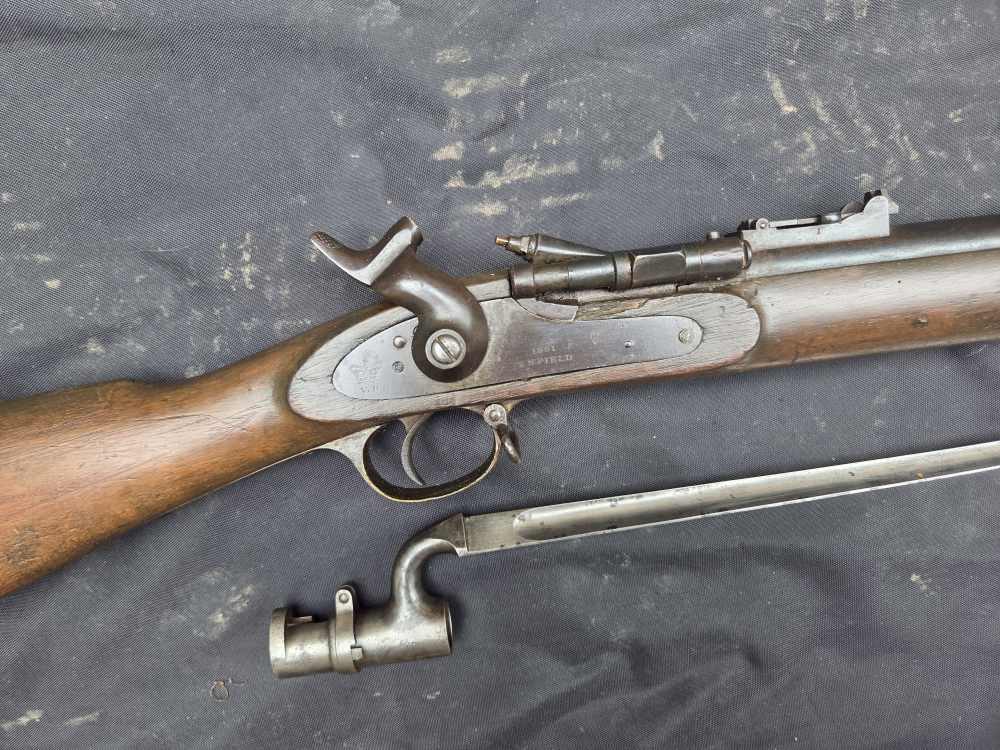 ANTIQUE SNIDER ENFIELD 577 cal Mark II rifle dates to 1861 fine 60% blue-img-26