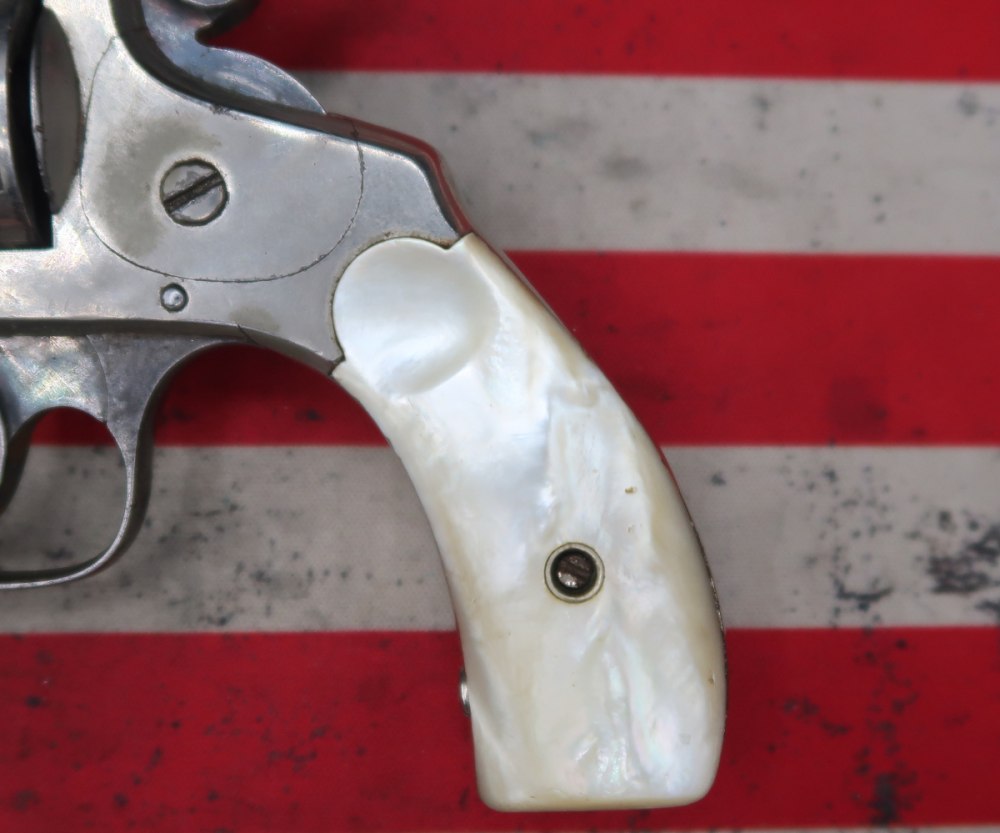 Vintage Smith & Wesson .32 Double Action Fourth Model Revolver Pearl Grips-img-8
