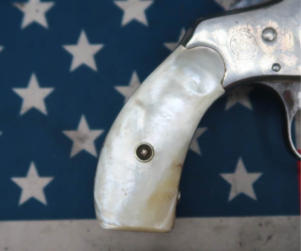 Vintage Smith & Wesson .32 Double Action Fourth Model Revolver Pearl Grips-img-2