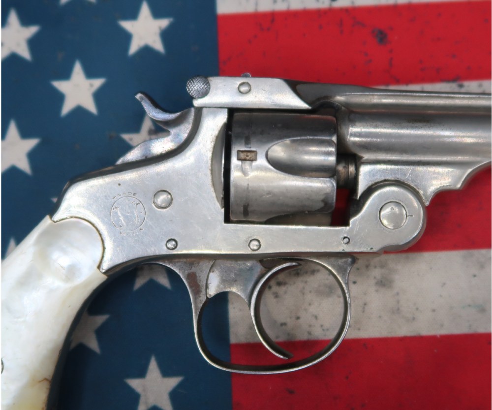 Vintage Smith & Wesson .32 Double Action Fourth Model Revolver Pearl Grips-img-3