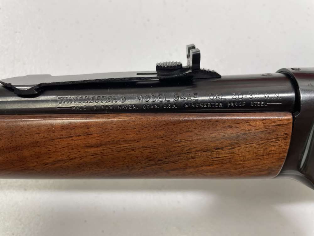 Winchester Model 94 AE .30-30 20" MINT / NO CROSSBOLT-img-5