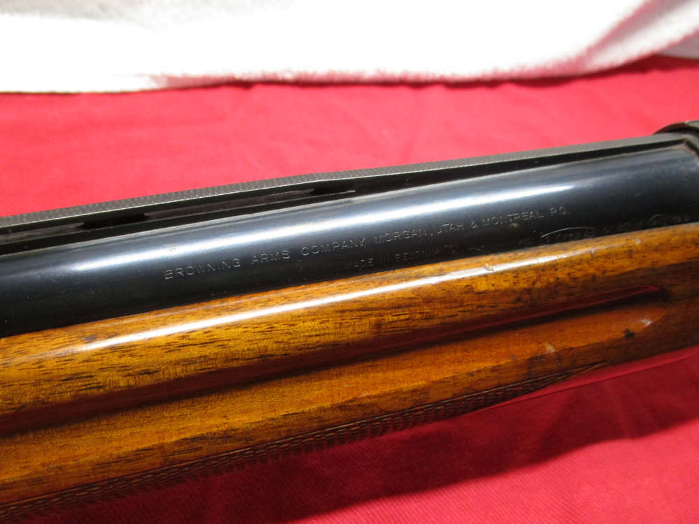 Browning Auto-5 12ga. Magnum 32in barrel-img-9