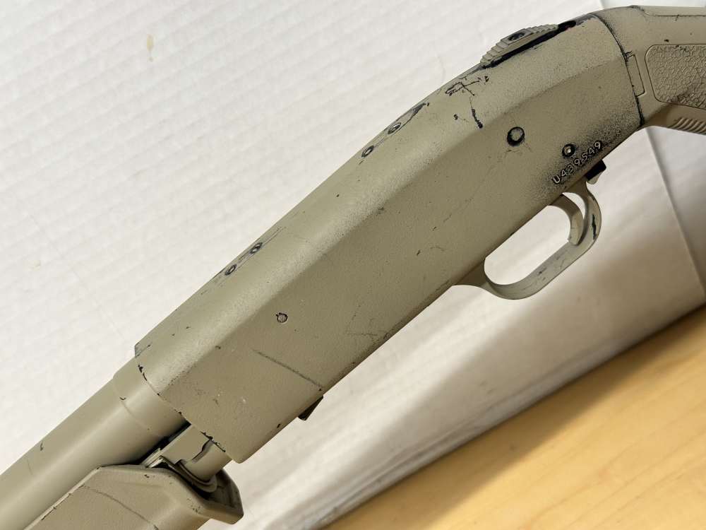 Mossberg 590 12 Gauge Shotgun 20” Barrel Custom Painted W/Taclight -img-3