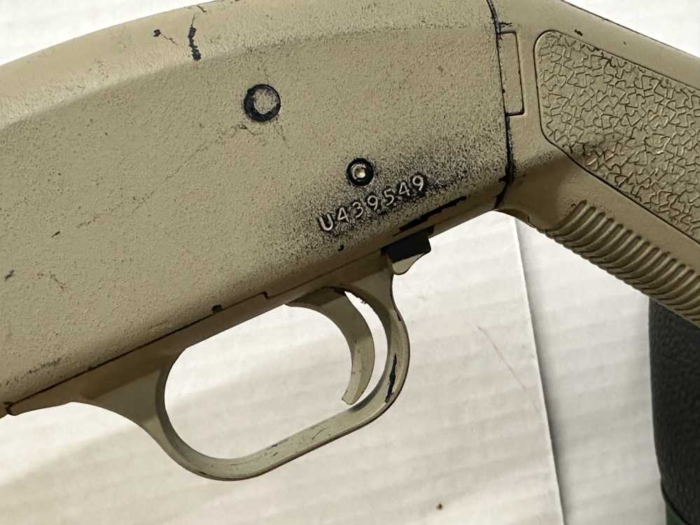 Mossberg 590 12 Gauge Shotgun 20” Barrel Custom Painted W/Taclight -img-6