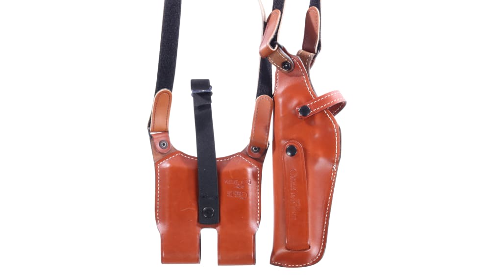 Gould & Goldrich Right Hand Desert Eagle Leather Shoulder Holster -img-2
