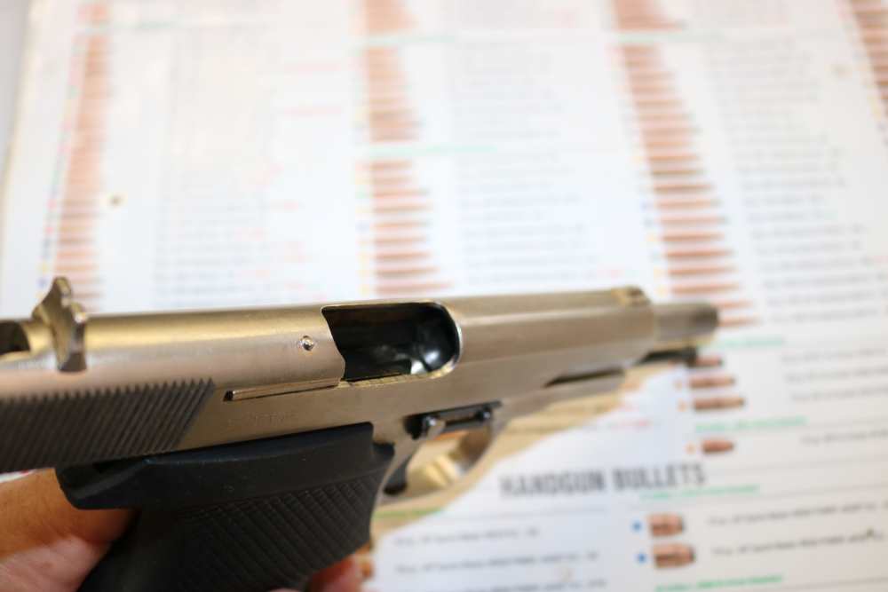 ZASTAVA M57 7.62X25 PISTOL WITH EXTRAS-img-6