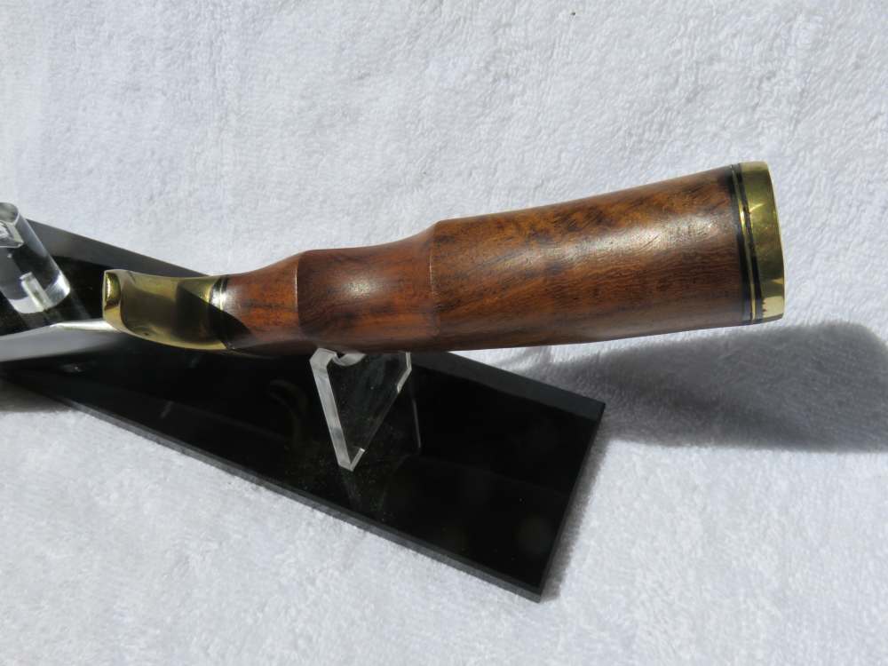 Custom made Surgical Steel Hunting Knife with Walnut Handle & Brass Hilt. -img-20