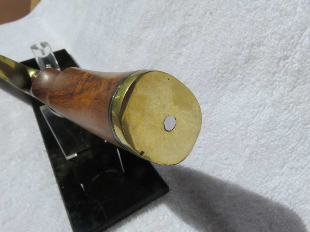 Custom made Surgical Steel Hunting Knife with Walnut Handle & Brass Hilt. -img-21