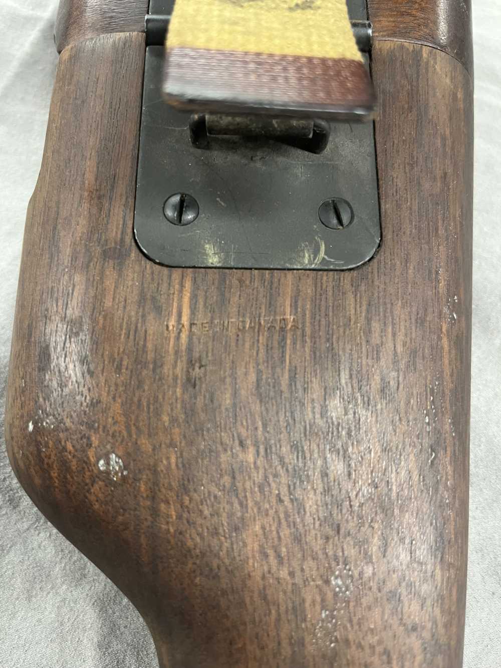 Hi Power Walnut shoulder stock (Canadian) 1944 -img-4