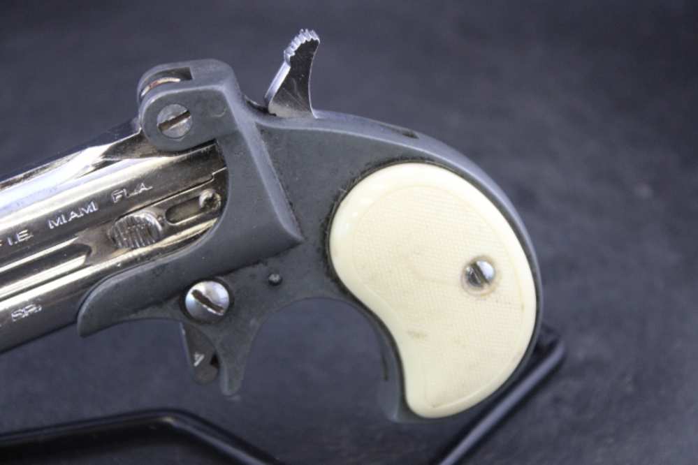 F.I.E. Derringer .38Spl Item P-208-img-6