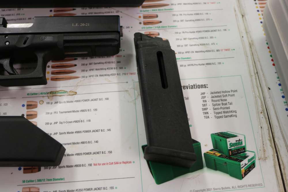 GLOCK 29 SF FRAME WITH ADVANTAGE ARMS 22LR CONVERSION NICE-img-4
