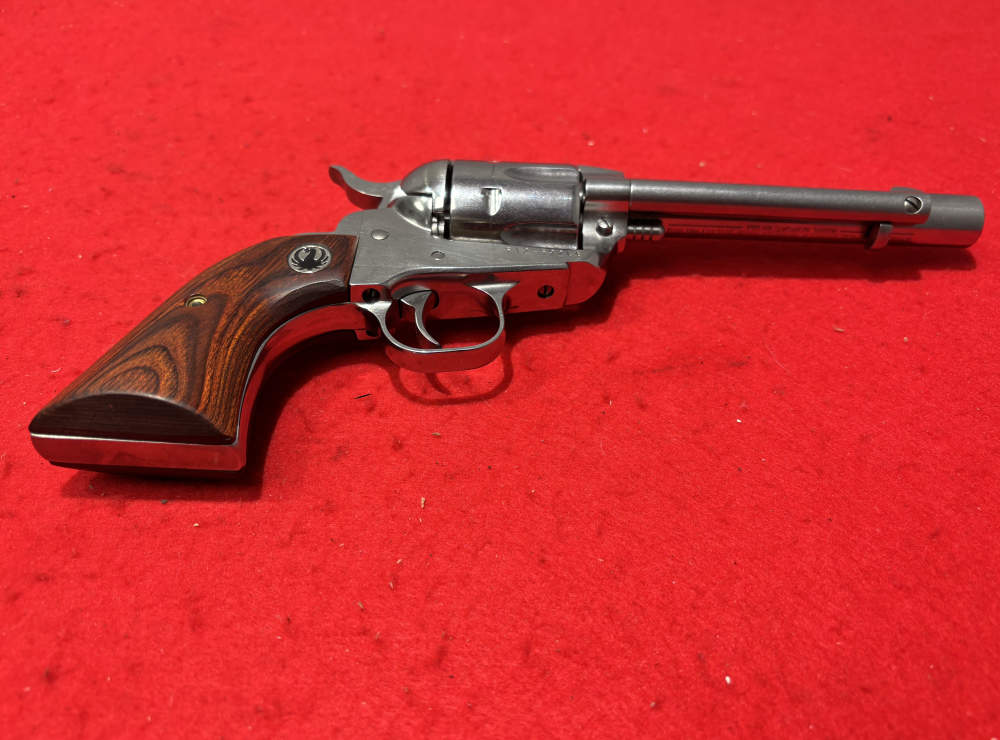 Ruger New Vaquero 5.5" 45 Colt 6 Shot SA Factory Box SS MFG 2014 Used-img-3