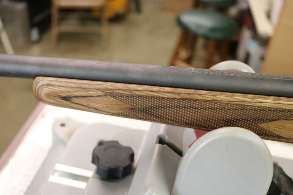 SAVAGE MKII BV 22LR LAMINATE LIKE NEW-img-8