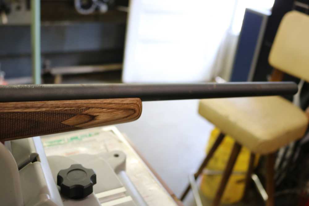 SAVAGE MKII BV 22LR LAMINATE LIKE NEW-img-20