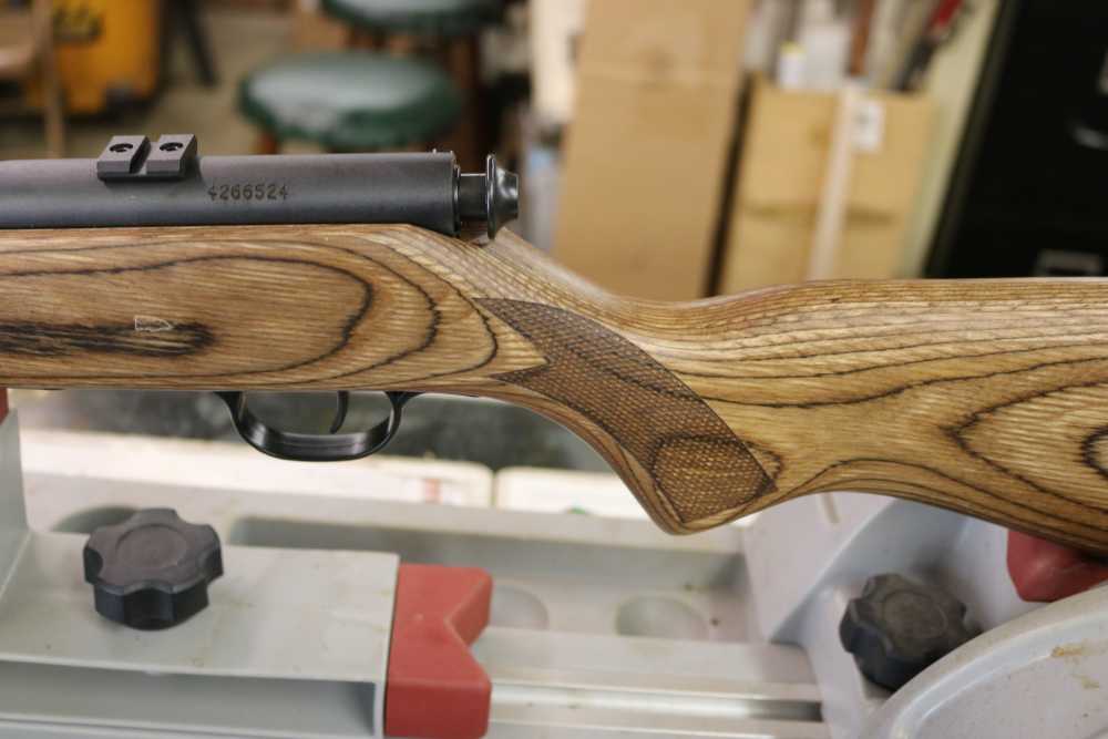 SAVAGE MKII BV 22LR LAMINATE LIKE NEW-img-4