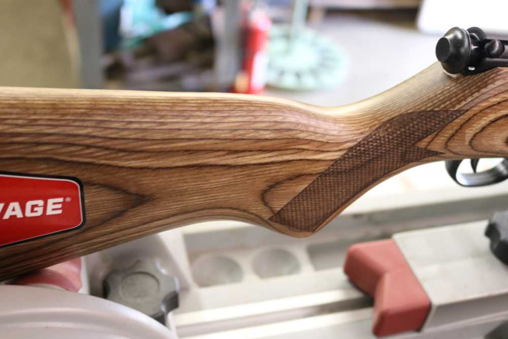 SAVAGE MKII BV 22LR LAMINATE LIKE NEW-img-15