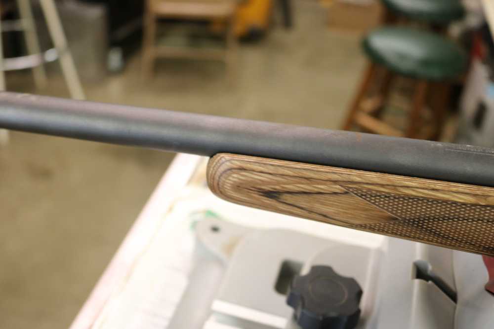 SAVAGE MKII BV 22LR LAMINATE LIKE NEW-img-9