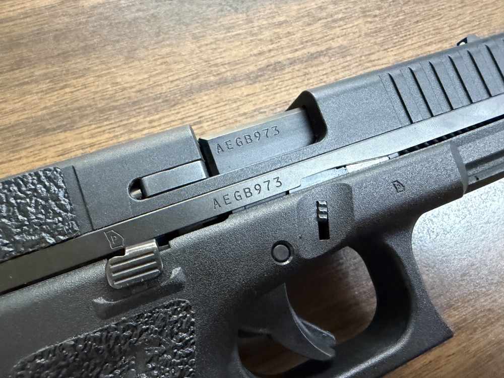 Glock 44 .22LR Pistol 4.02" 4-Mags G44 w/Box-img-8
