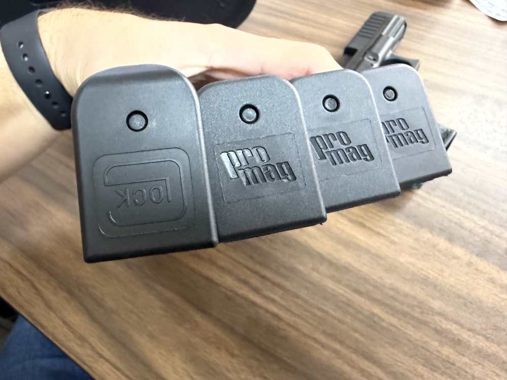 Glock 44 .22LR Pistol 4.02" 4-Mags G44 w/Box-img-20
