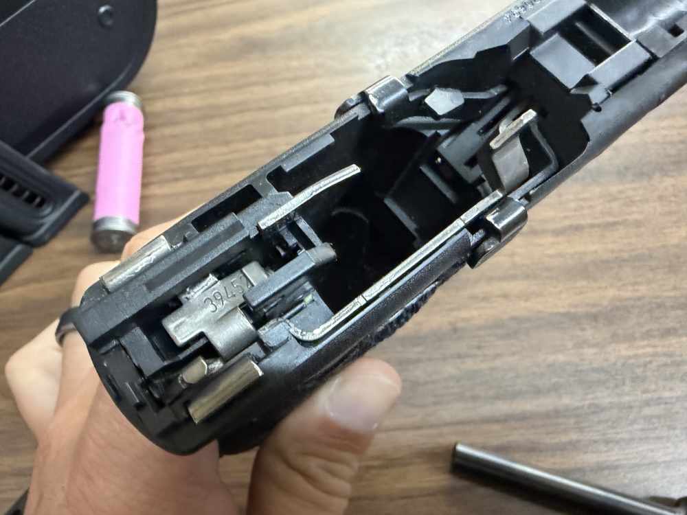 Glock 44 .22LR Pistol 4.02" 4-Mags G44 w/Box-img-18