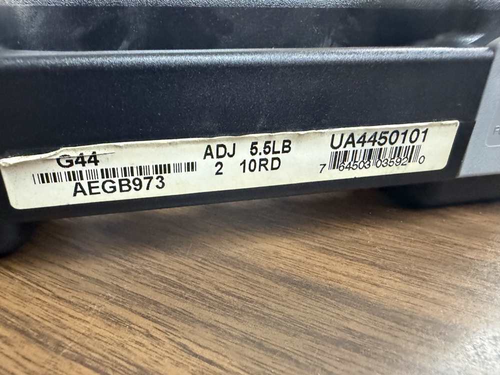 Glock 44 .22LR Pistol 4.02" 4-Mags G44 w/Box-img-21